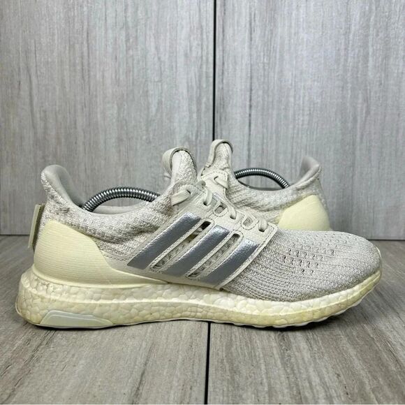 Adidas UltraBoost 4.0 Game Of Thrones GOT House Of Targaryen Sneaker Women’s 8 - Picture 4 of 10